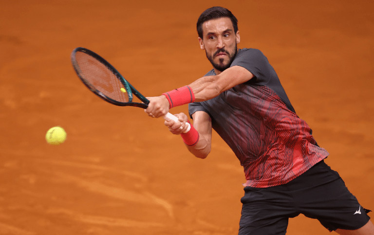 Dzumhur e Passaro finalistas maiatos 2 9
