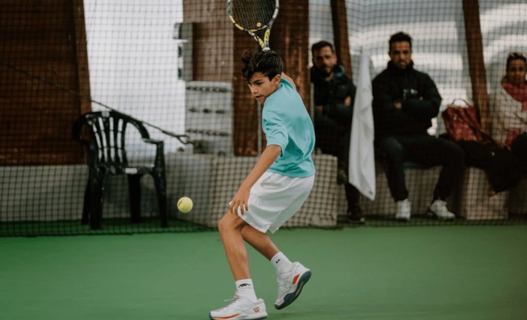 Haohan Zhan encerra elenco de campeões juvenis 2 4 8