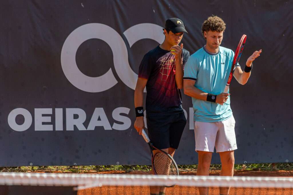 Gastão Elias nos quartos de final do Oeiras Open 5 2 BR Mats HERMANS Tiago PEREIRA 00004