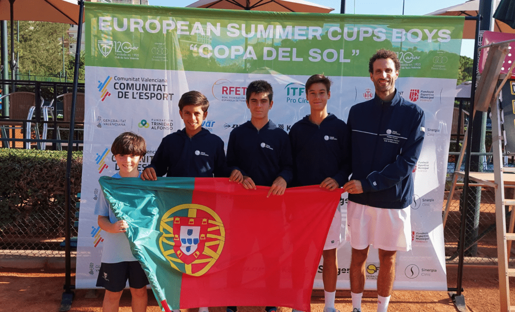 Seleção Nacional masculina de sub-14 nas meias-finais da Summer Cup 1 16 5