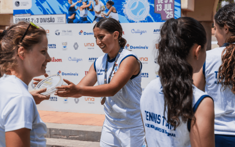 ANA Godomar e Rackets Pro Academy EUL campeões nacionais da II Divisão 11 12