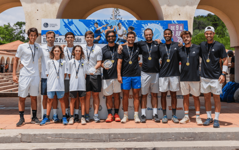 ANA Godomar e Rackets Pro Academy EUL campeões nacionais da II Divisão 12 13