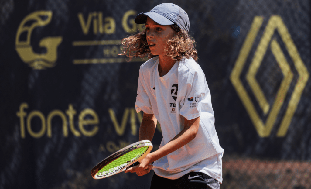 ET Maia e Ténis Almeirim na fase de grupos do Nacional de equipas sub-16 masculina 3 18 3