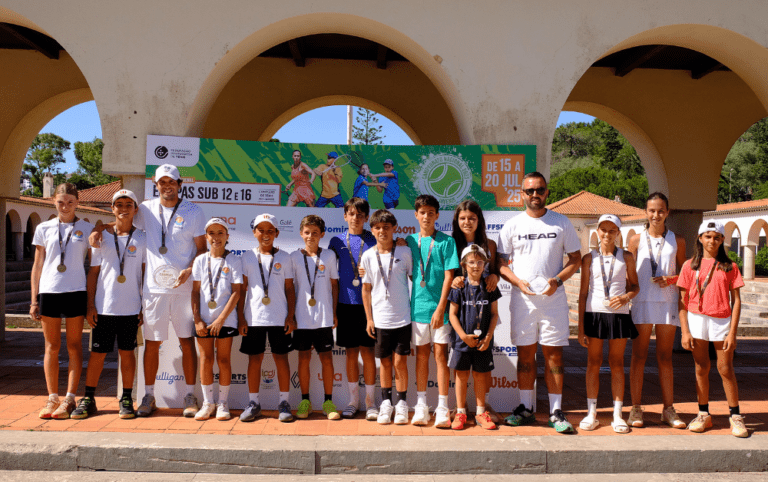 CT Setúbal encerra Nacional de sub-12 a ganhar (vídeo) 6 8