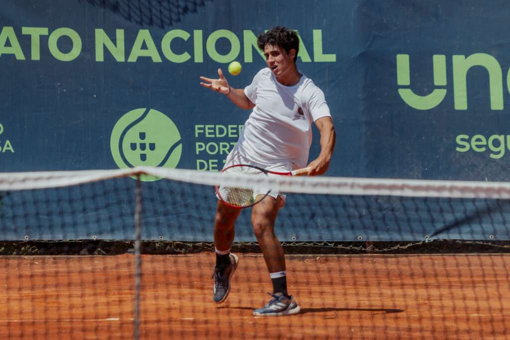CT Montijo e Ténis Almeirim passam 'qualifying' do Nacional de Equipas II e III Divisões 5 CT Espinho 5