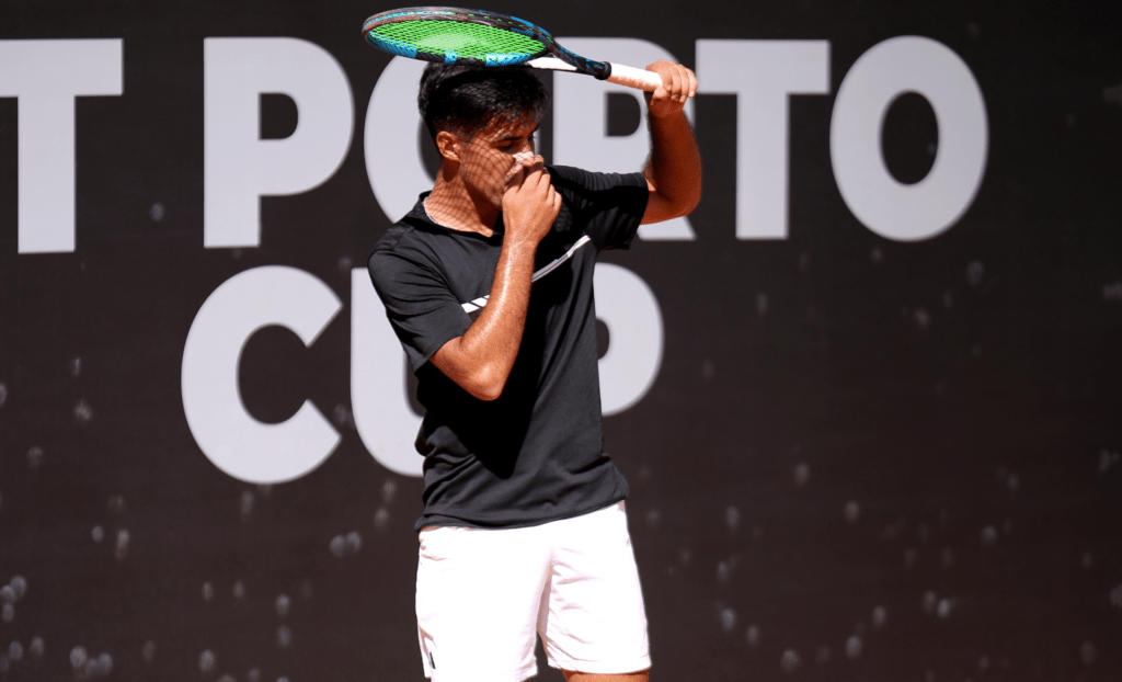 Frederico Silva ganha duelo de canhotos com Tiago Torres na CT Porto Cup (vídeo) 3 4 61