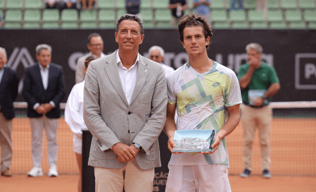 Guy Den Ouden campeão da CT Porto Cup 8 4 71