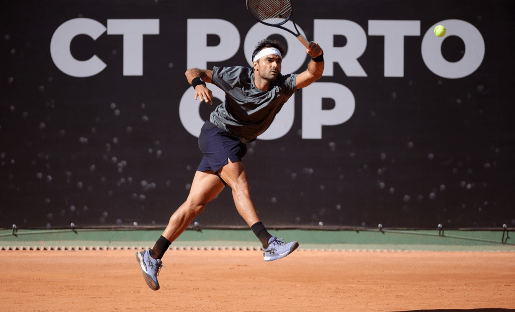 Frederico Silva ganha duelo de canhotos com Tiago Torres na CT Porto Cup (vídeo) 5 8 46