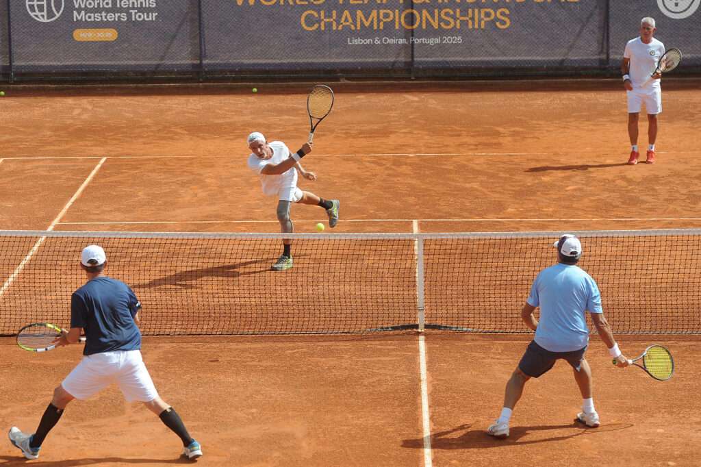 MD55 Nuno Delfino e Miguel Lamolla AI 001