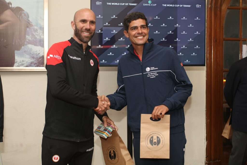 Nuno Borges e Jaime Faria abrem eliminatória com Peru 3 rui machado e luis horna
